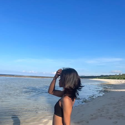 Akessia Abud